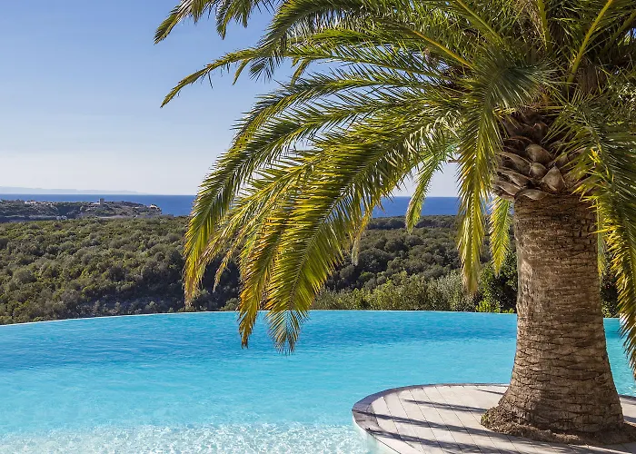 Cala Di Greco 4*