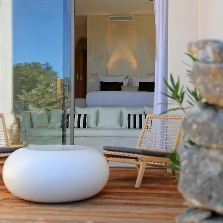 Cala Di Greco Otel