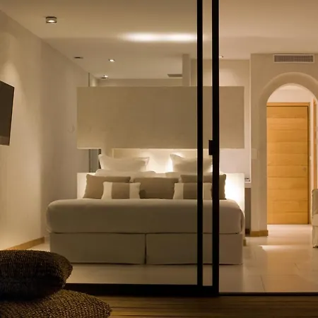 Otel Cala Di Greco 4*