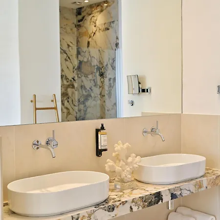 Cala Di Greco Otel 4*