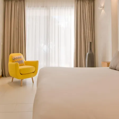 Cala Di Greco Hotel 4*