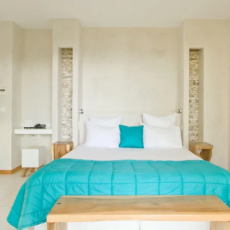 Hotell Cala Di Greco 4*