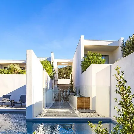 Cala Di Greco 4*