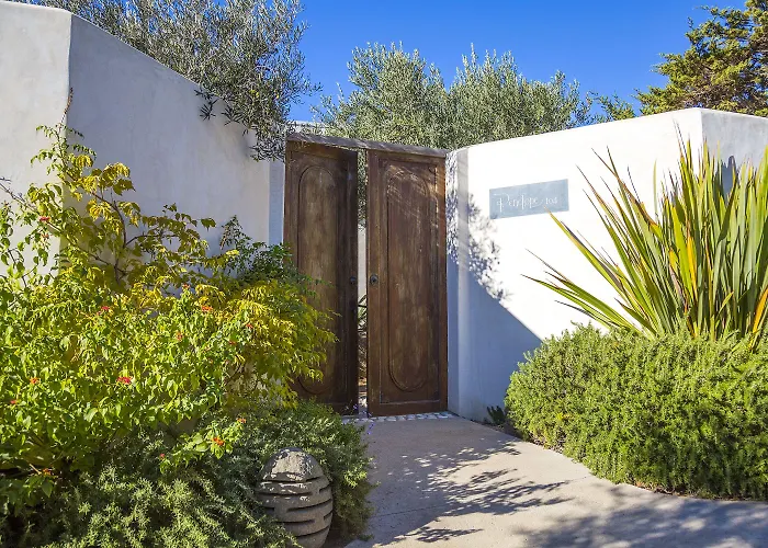 Cala Di Greco Hotel 4*